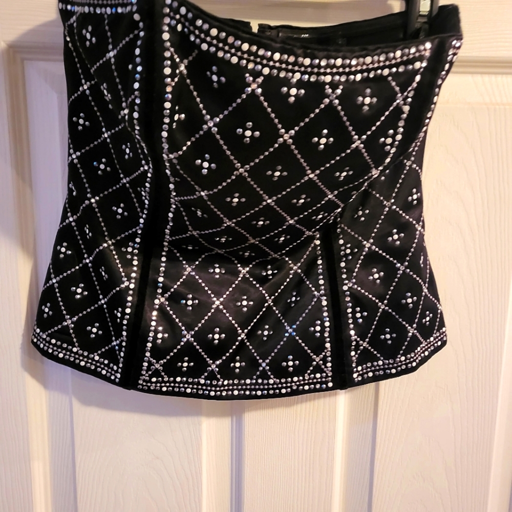 Beautiful black and faux diamonds bousteau